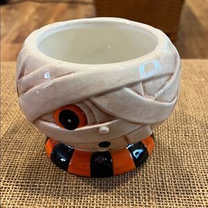 New Johanna Parker mummy bowl